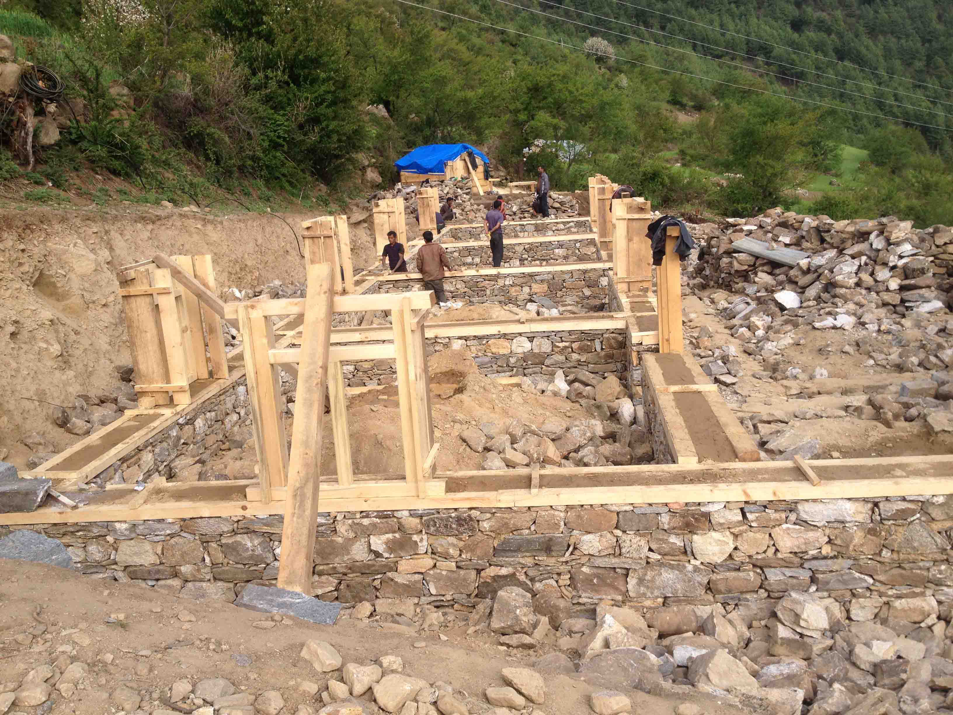 Nepal Schulgebäude im Bau